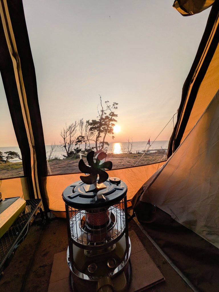 STRIKE A CHORD tweet media