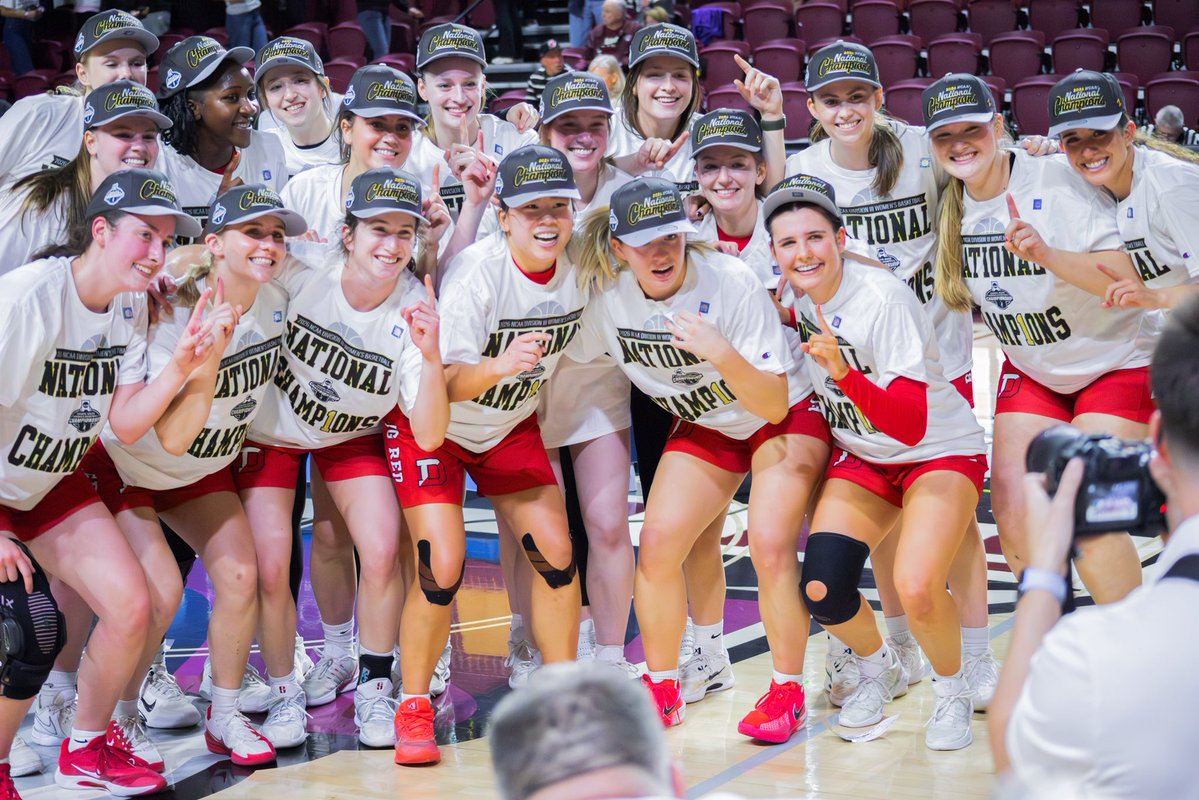 NCAA Division III tweet media