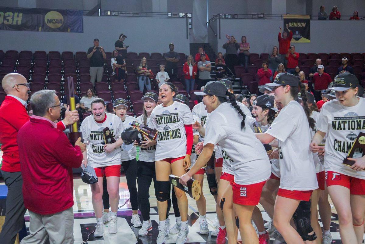 NCAA Division III tweet media