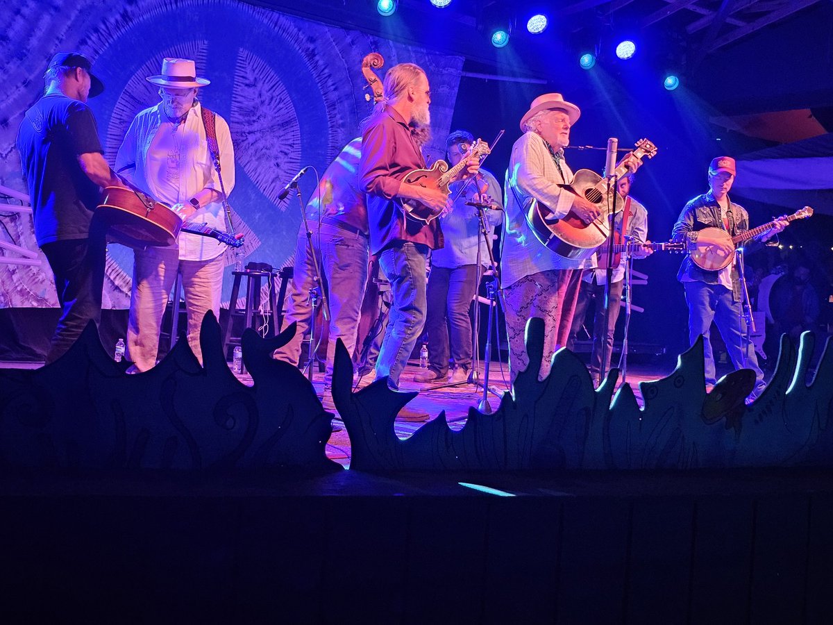 JW (Lo-Fi Outlaw) tweet media