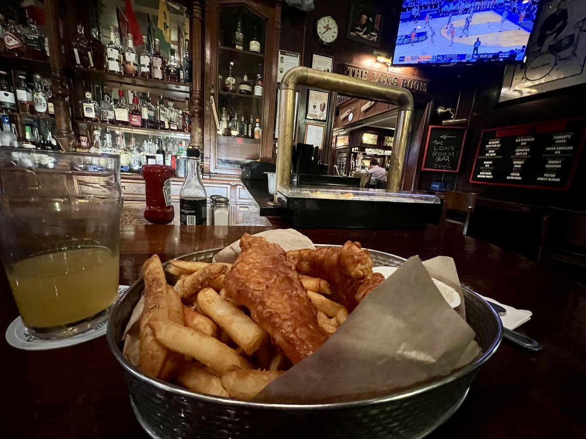 SAsportshonk's tweet photo. #Faaaaat 🚨🇬🇧🐟🍟 https://t.co/ozVlFsfA0f