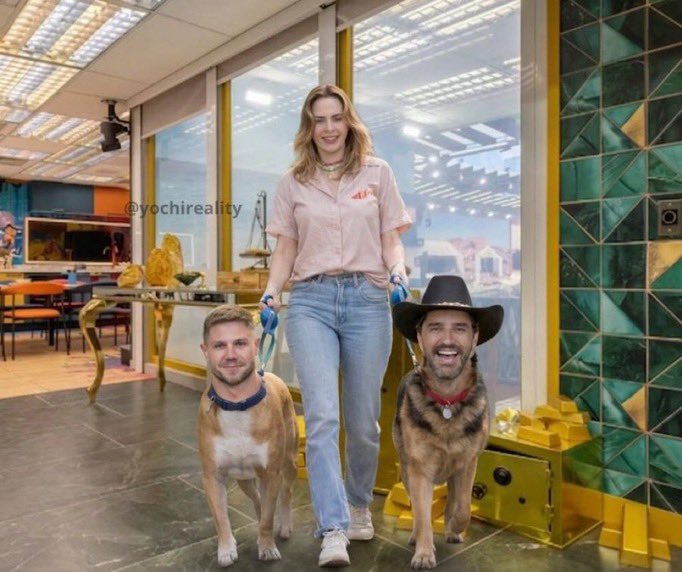 Sandra 🌵🧙🏻‍♀️🥂 tweet media