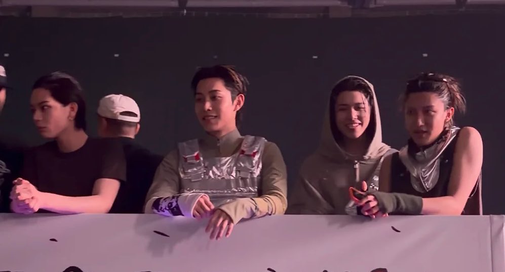 мαе. ☆ tweet media