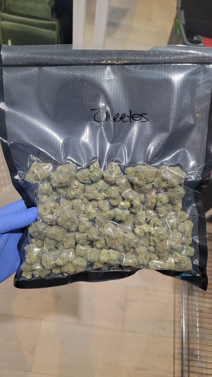 ELMER'S BUDD tweet media