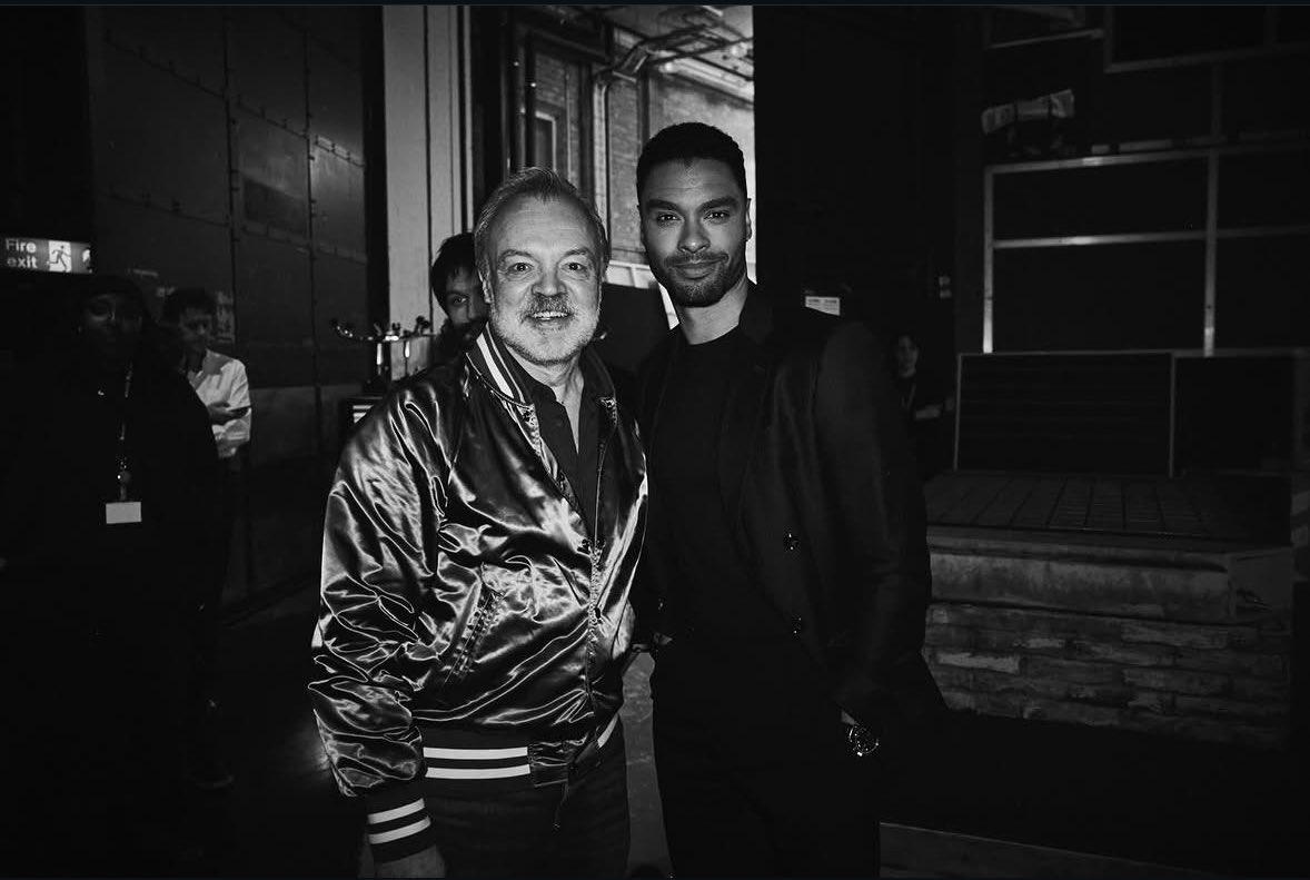 iRis 🐝 👸🏾🤴🏻 tweet media