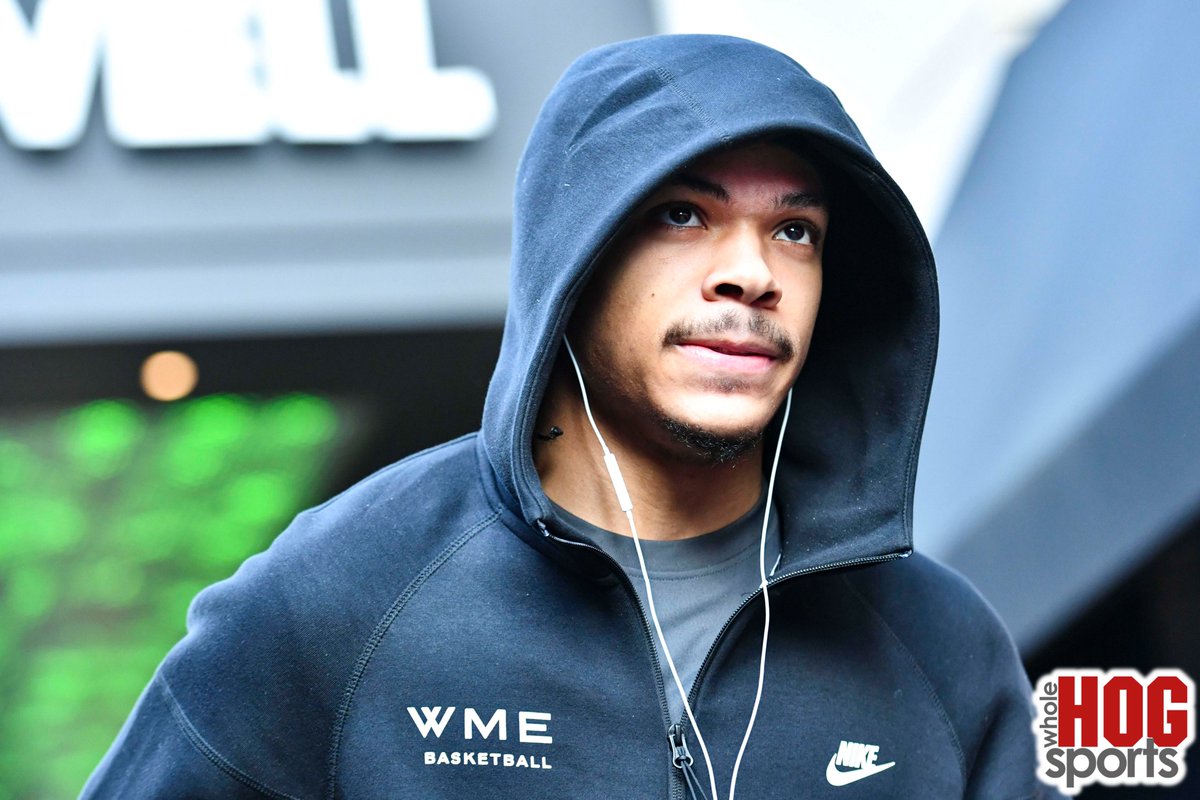 WholeHogSports.com tweet media