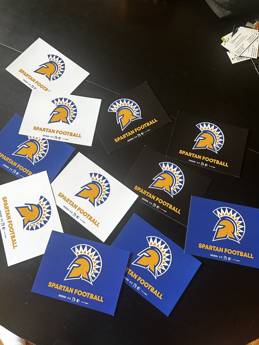 Drendenk20's tweet photo. Thank you @SanJoseStateFB for all the letter and love!! Go Spartans ⚫️🔵🌕 https://t.co/FtRIow3Ler