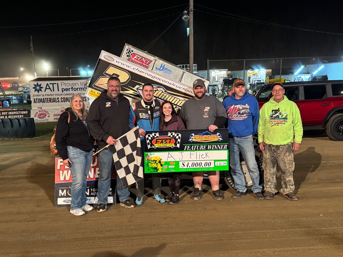 SprintCarUSA tweet media