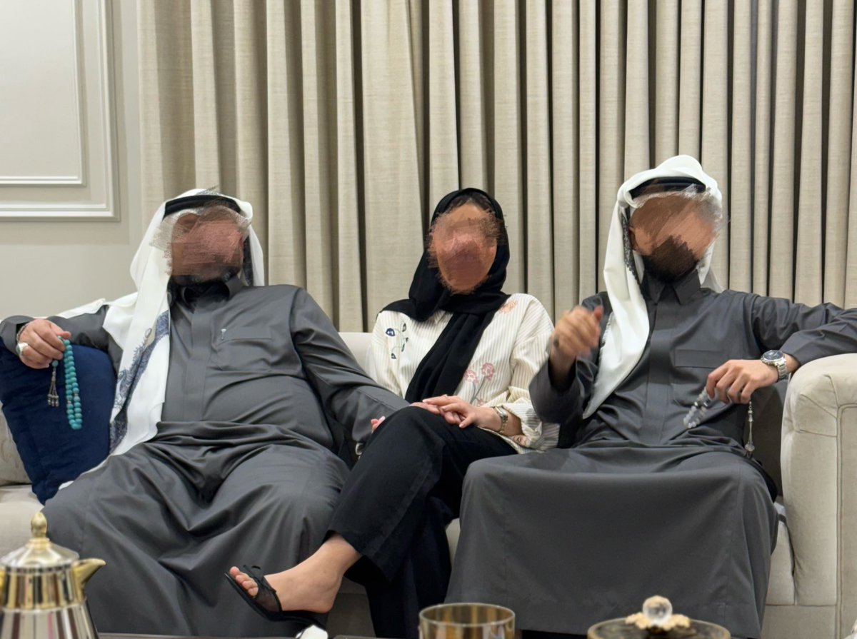 sxh74's tweet photo. - يا بسمة العيد، يا كل أعيادي الهنّيه ❤️ https://t.co/AAl4ApyuzK