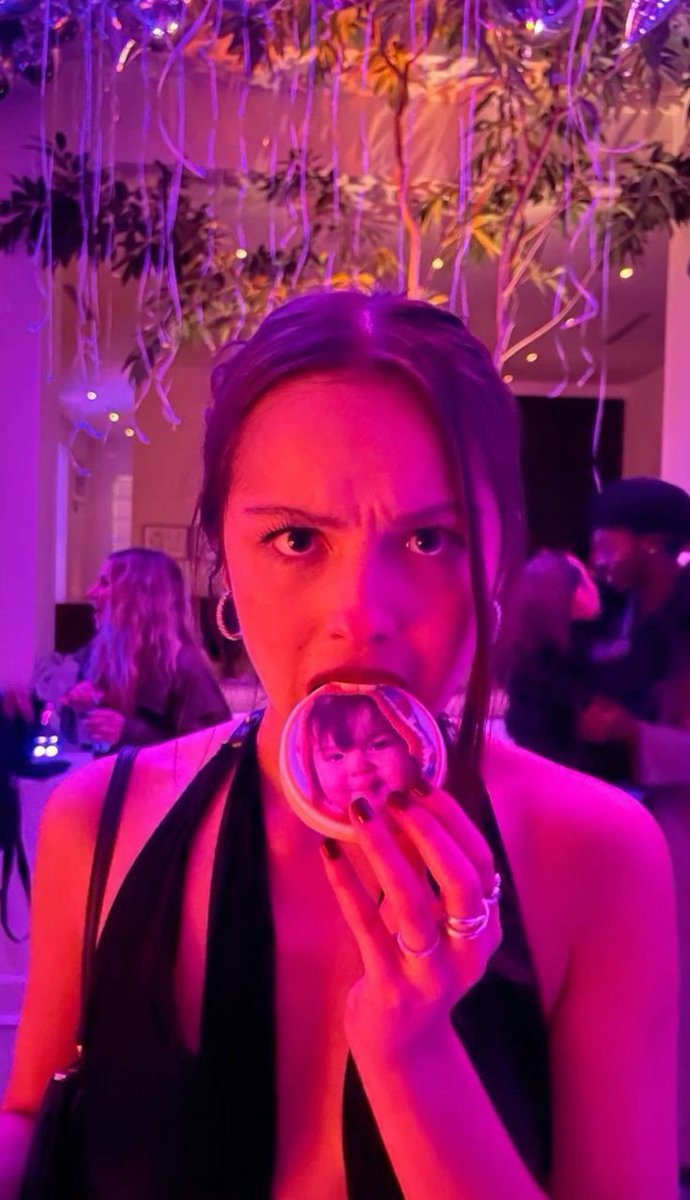 olivia rodrigo acervo tweet media