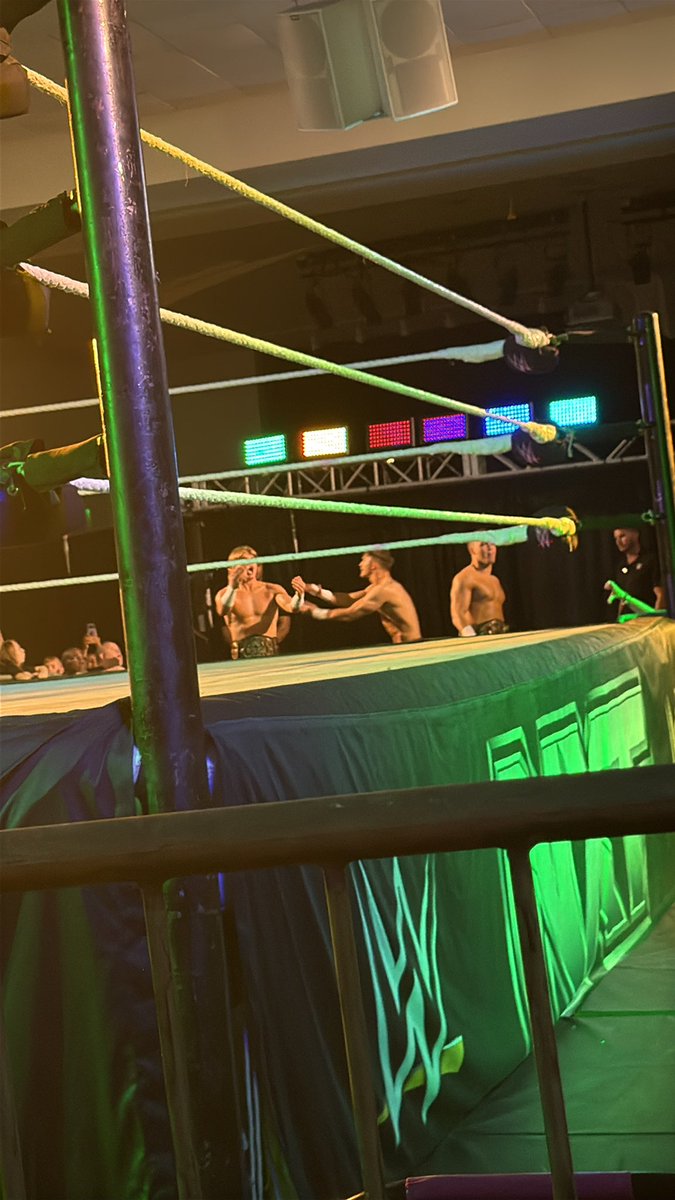 Slaterade tweet media