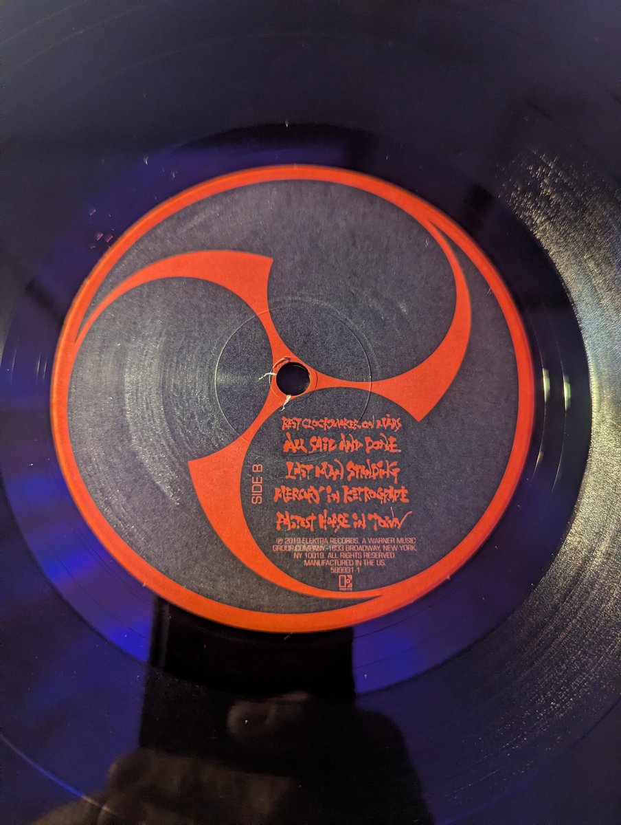 Sturgill Simpson Sound &amp; Fury. 2019 Elektra Records. My introduction to Sturgill was his cover of Nirvana's "In Bloom." I've been in love with him ever since. Musically speaking of course. Not that there's anything wrong with that. Happy Saturday evening. 😉🏒🐕🎶✌️❤️🇨🇦