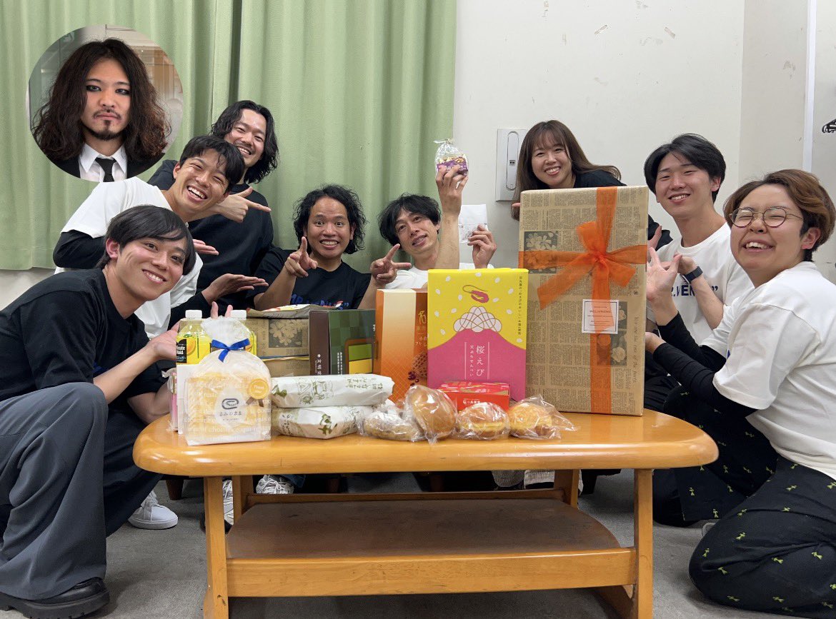 昨日はミスターヴィーナスの単独ライブのお手伝いさせていただきました！夜の部はオープニングアクトとしてネタもやらせていただき光栄でした🙇‍♀️
たくさんの方が来場され、うちらの兄さんはみなさんから愛されているんだなと再認識した心温まりすぎる時間でした👏本当にお疲れ様でした！