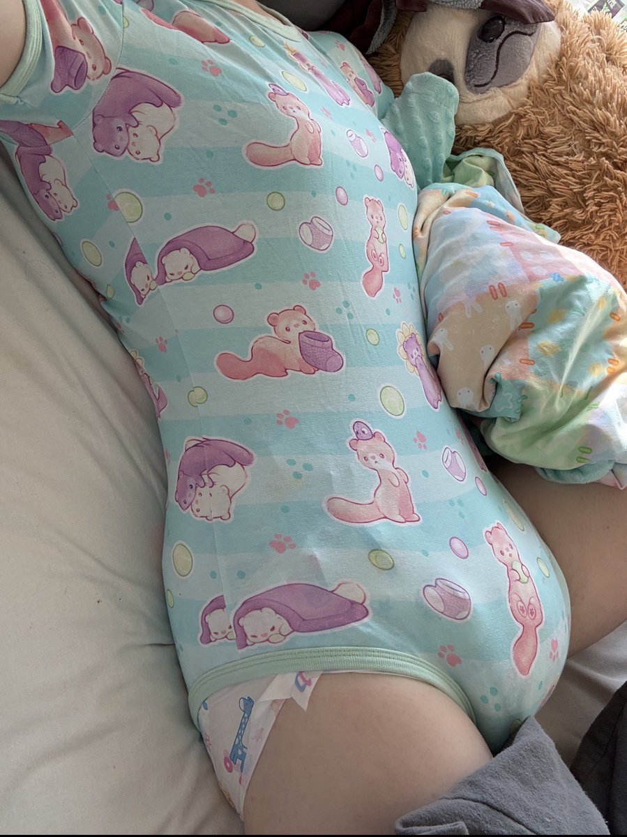 🐾 River 🍃 #1 Pant Pisser✨ tweet media