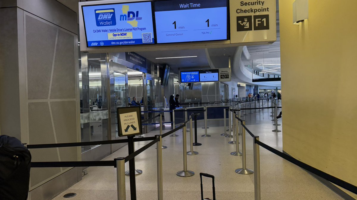 R “Ray” Wang 王瑞光 #Cupertino #AI #Energy R.NFT tweet media