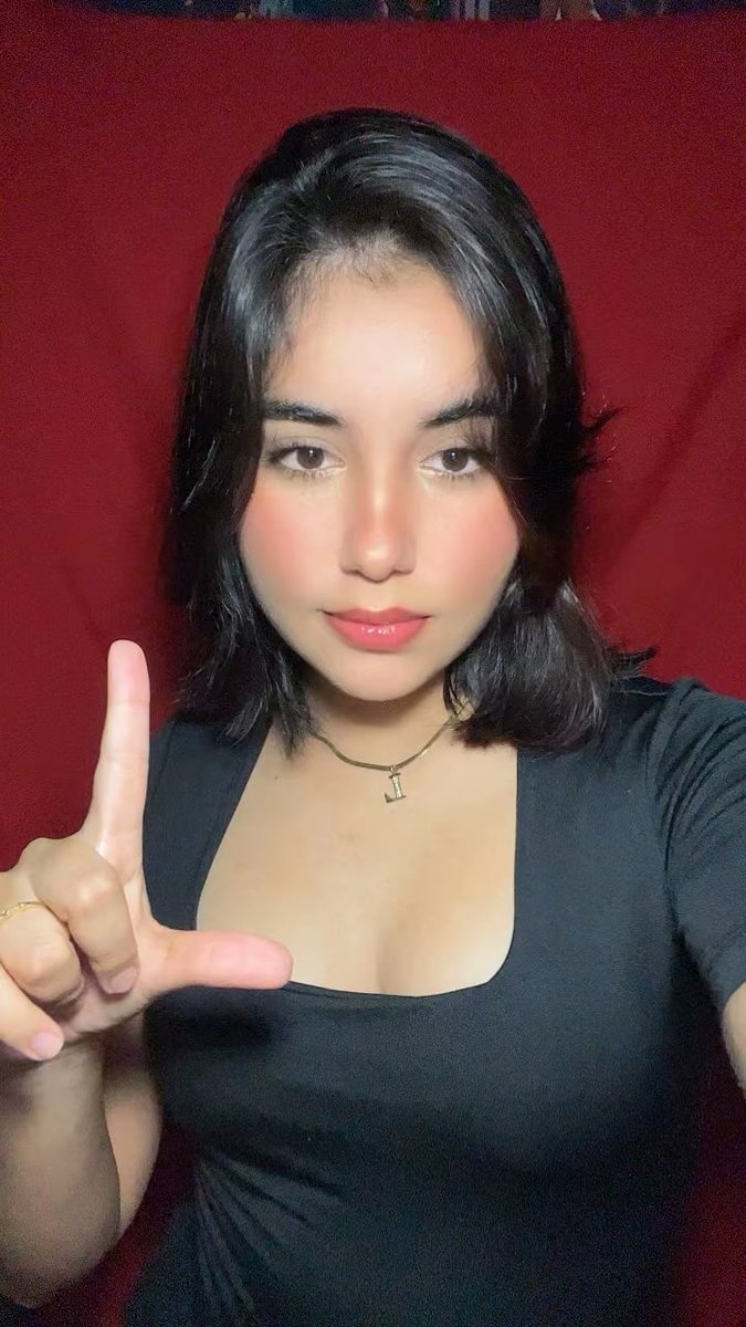 findomme lalis tweet media