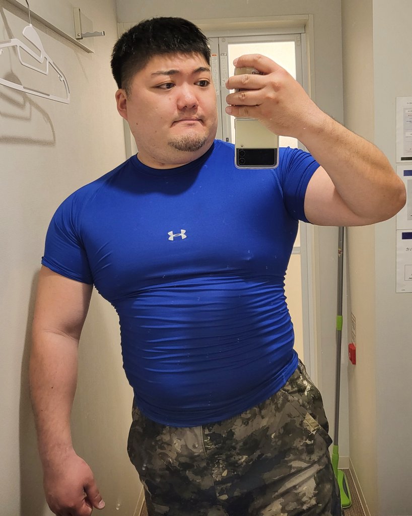 けだま* tweet media