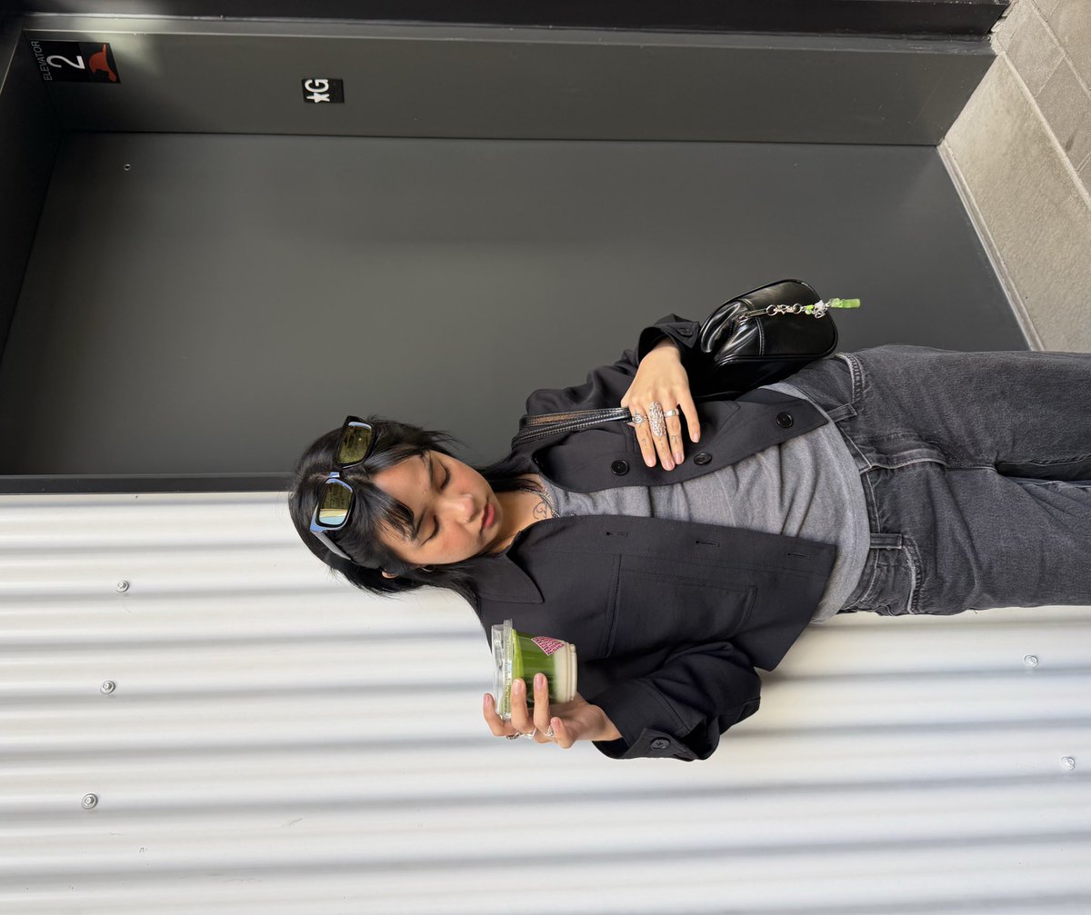 lou ᜎᜓᜂ tweet media