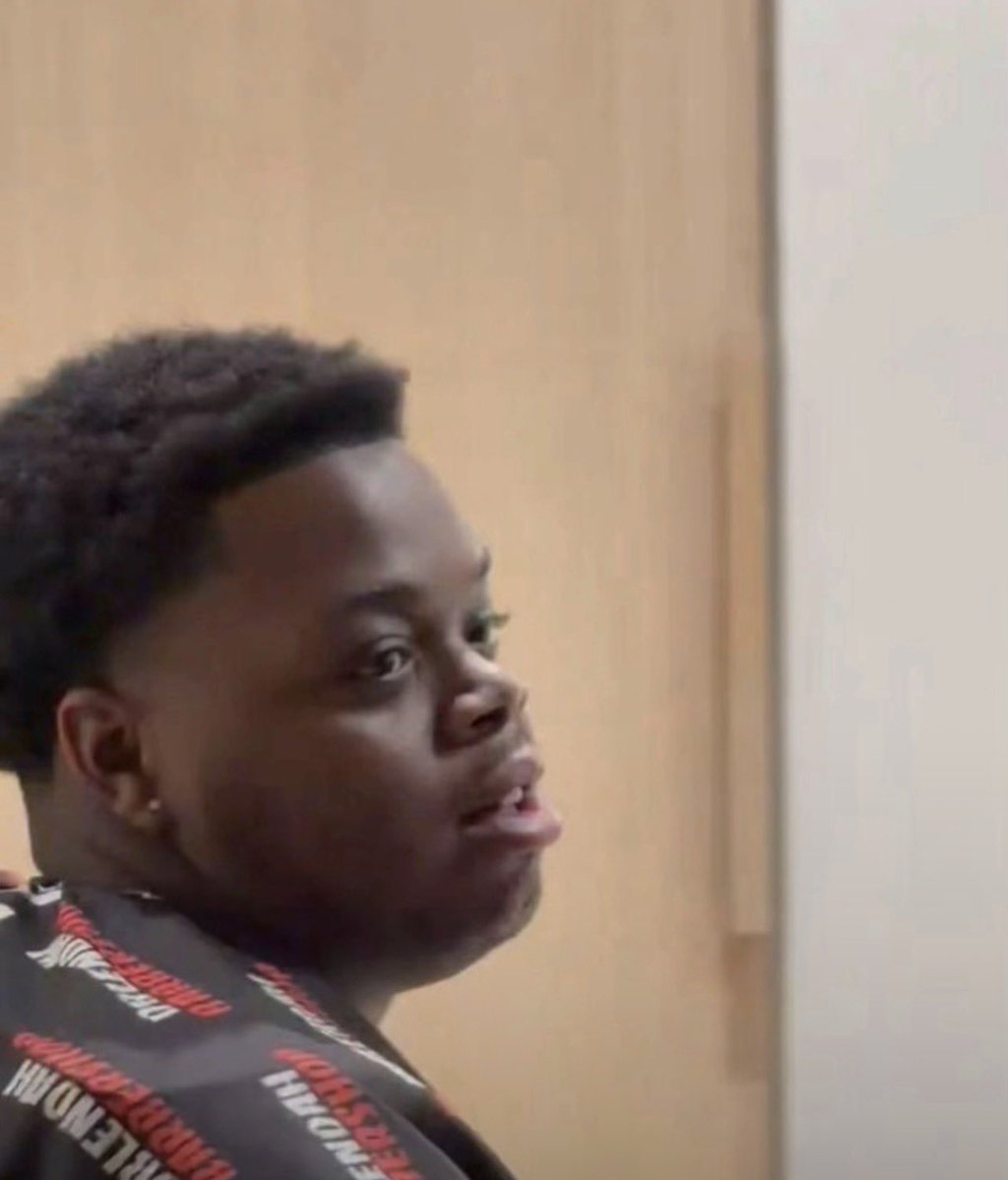 noflocin tweet media