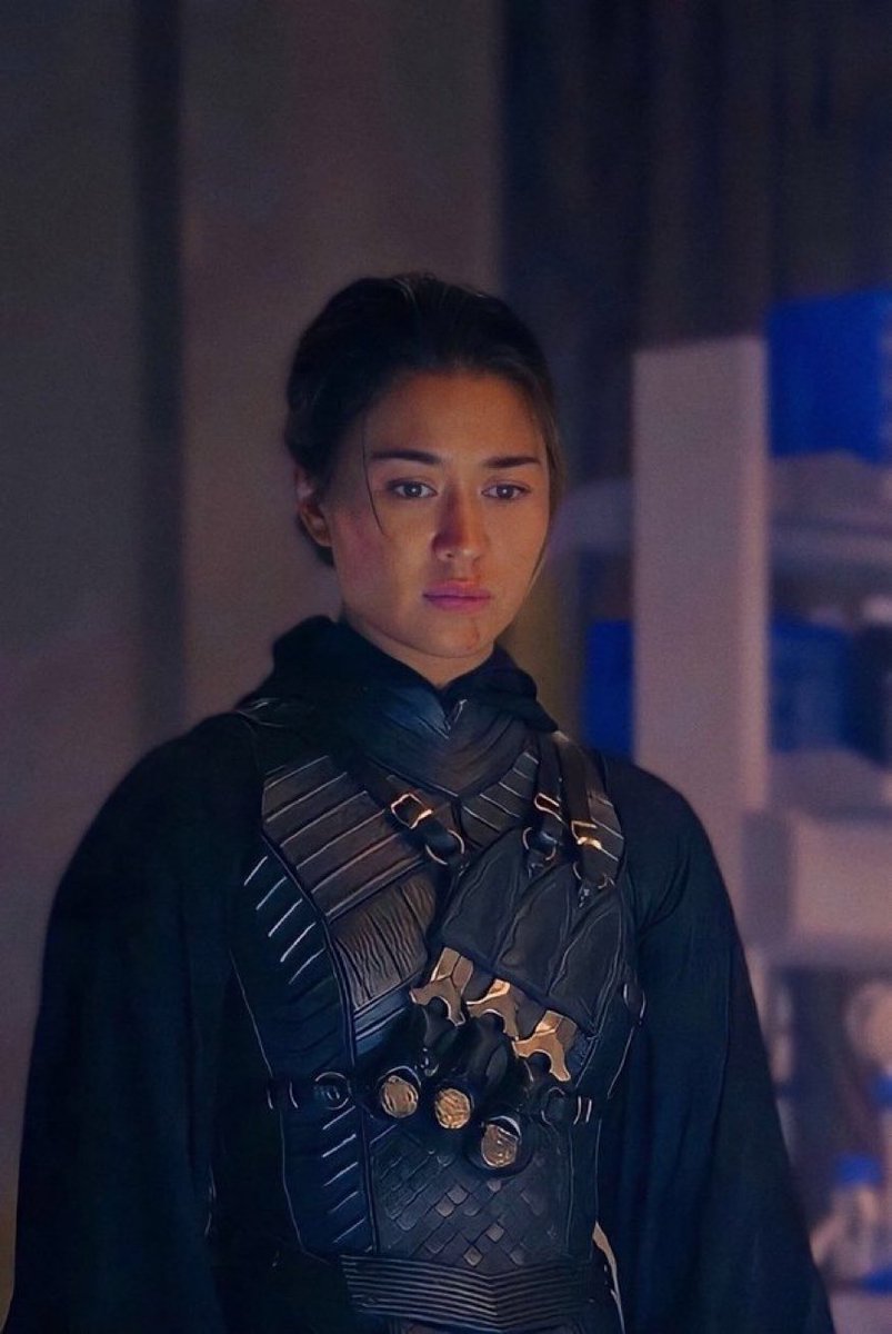 MackHoll tweet media