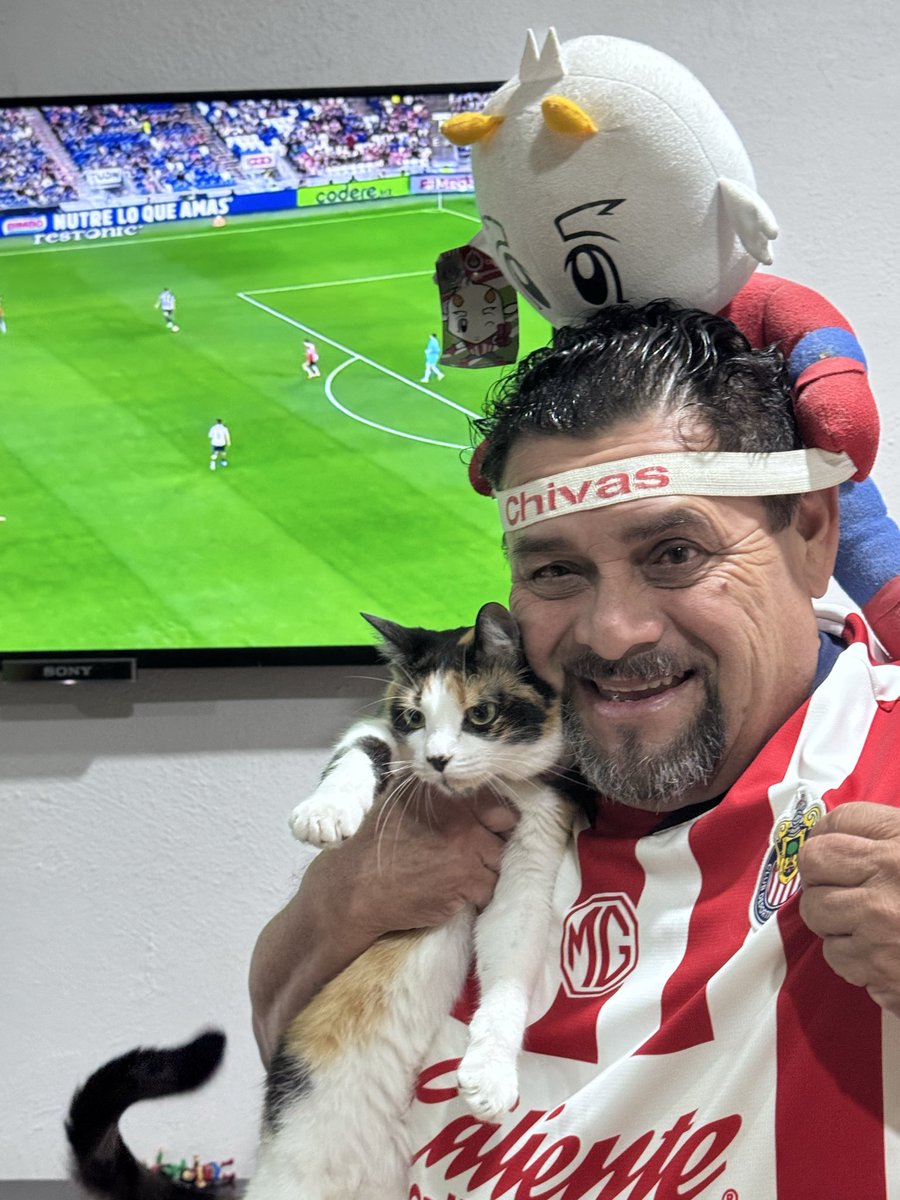 ChivistaSuarez's tweet photo. #MegaFutbol https://t.co/yxYN5rHl7k