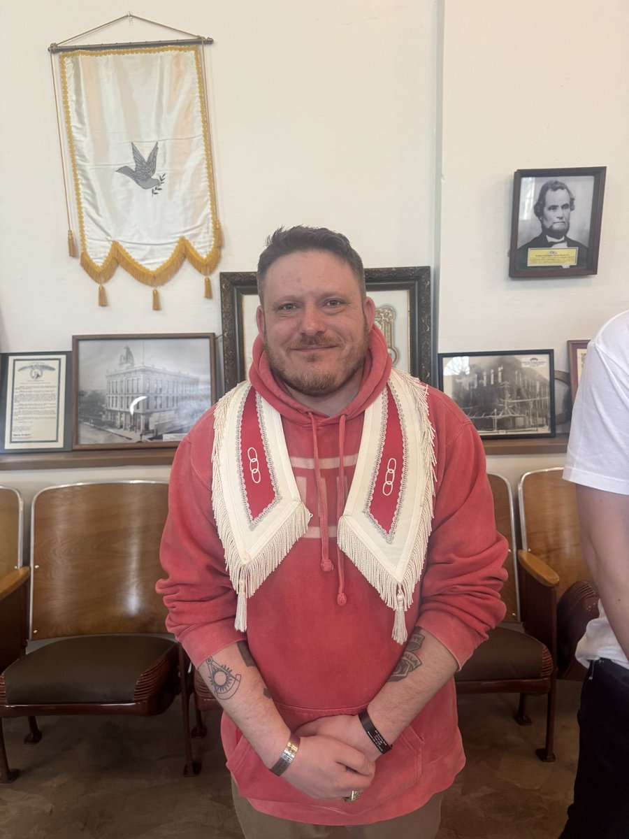 JoeSoel2's tweet photo. I was honored to receive all 4 degrees of the Independent Order of #OddFellows today. #OddFellowship https://t.co/kAyqNFwsnO