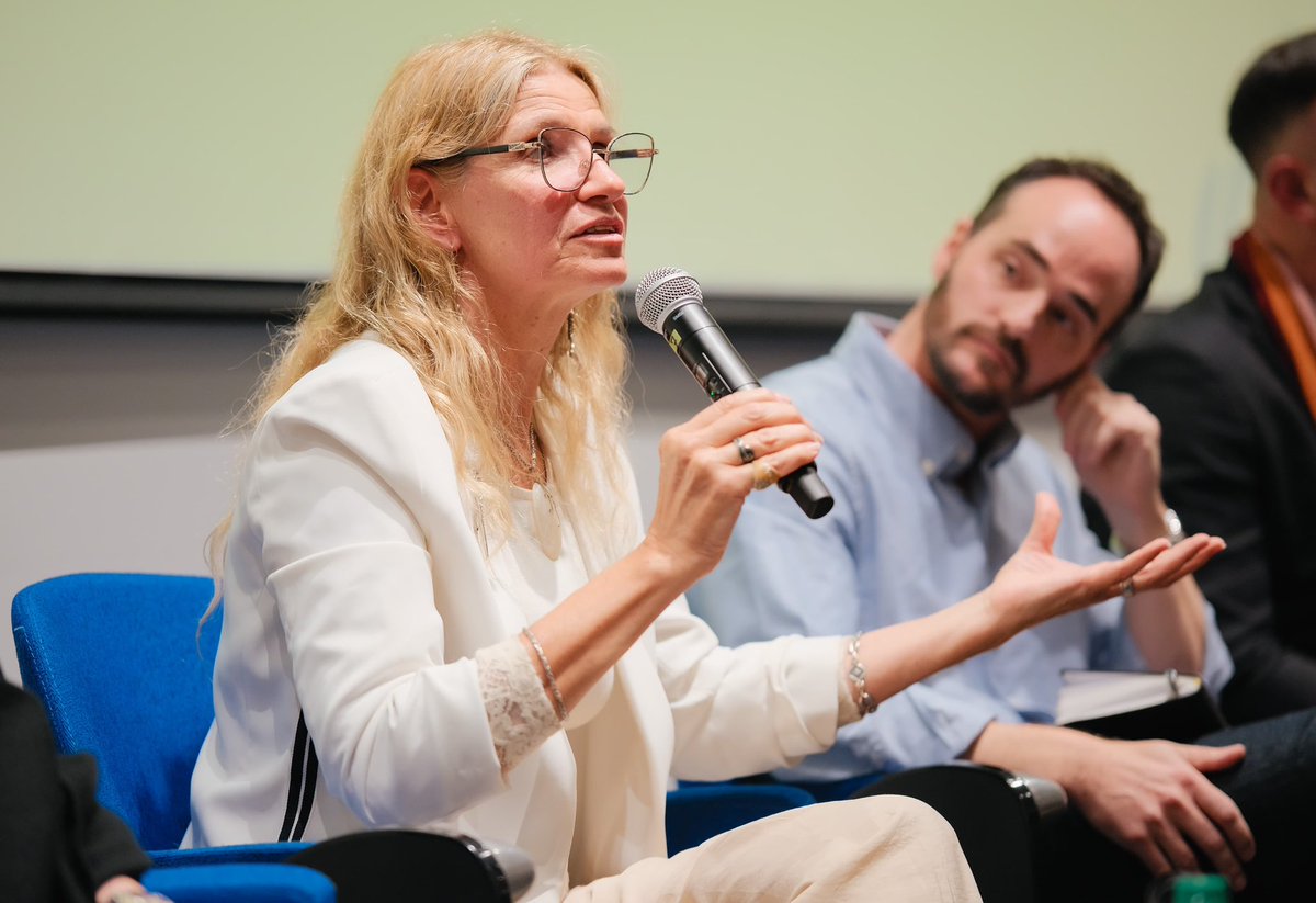 Silvia Perazzo tweet media