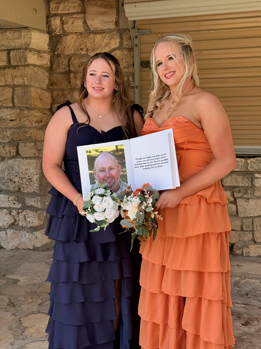 Kenneth Cloud tweet media