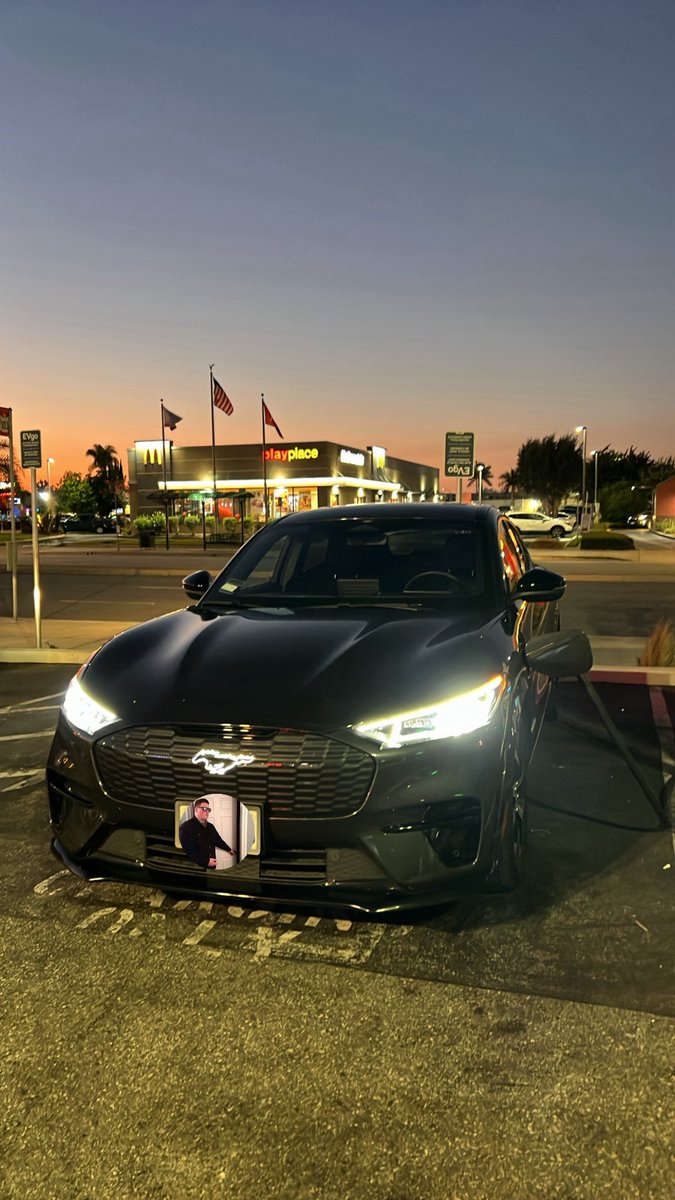 guestlist guardian tweet media