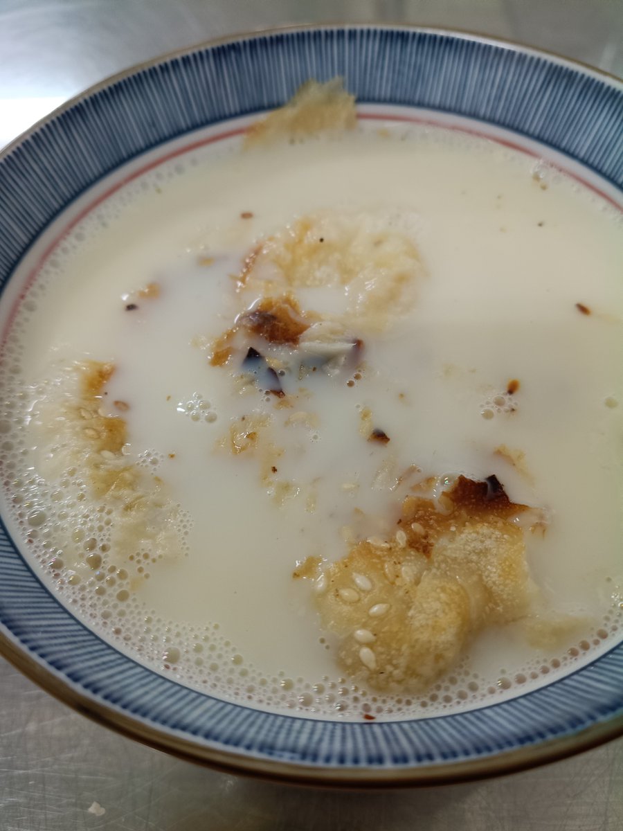 黒色中国(台湾徒歩一周中) tweet media