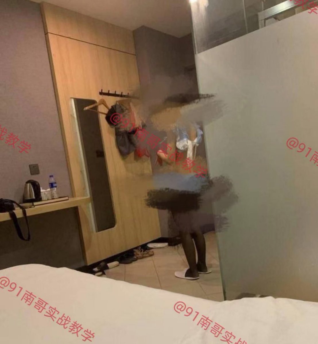 Eric99169's tweet photo. 想约炮，但犯了一个约炮的致命错误！
就是让女人去理性决策，而不是唤起女人的身体和情绪决策，如果是身体和情绪决策，很轻松就短期速约了！ https://t.co/NfNEYpUNHT