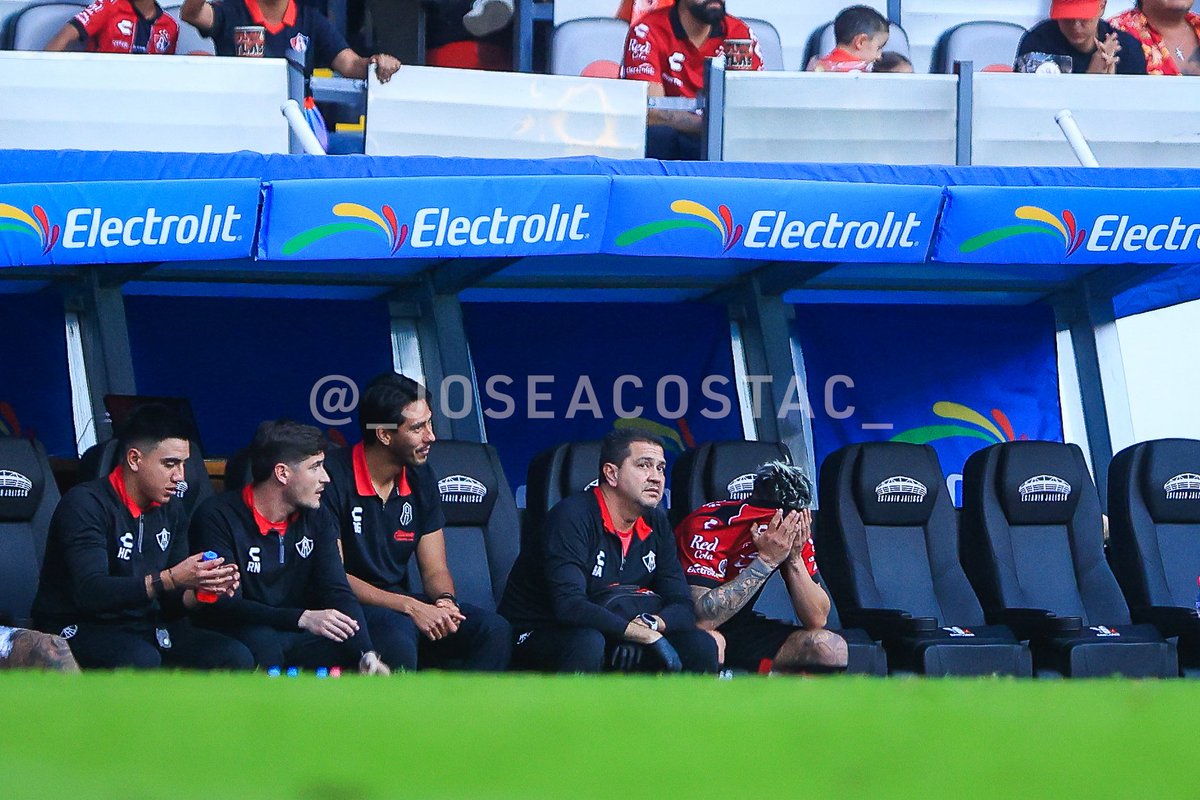 José Acosta tweet media