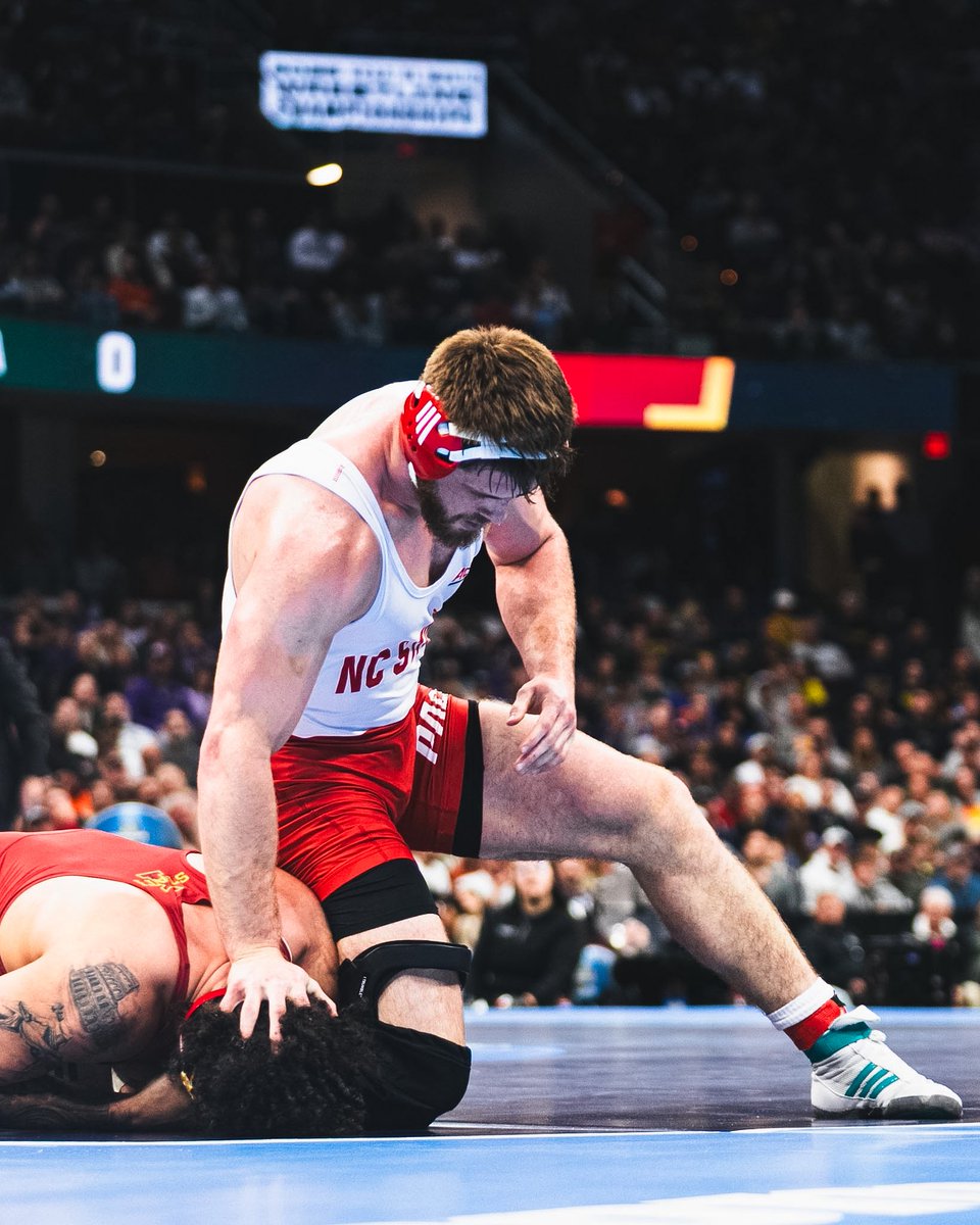 NEwrestle tweet media