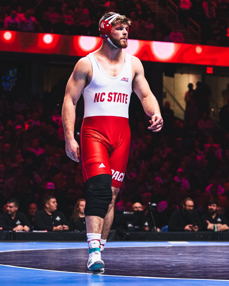 NEwrestle tweet media