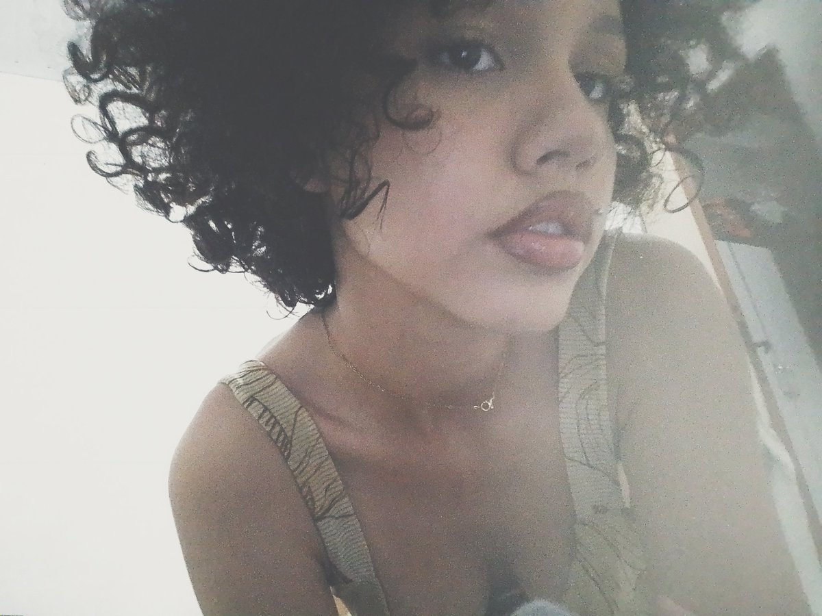 bundoodis tweet media