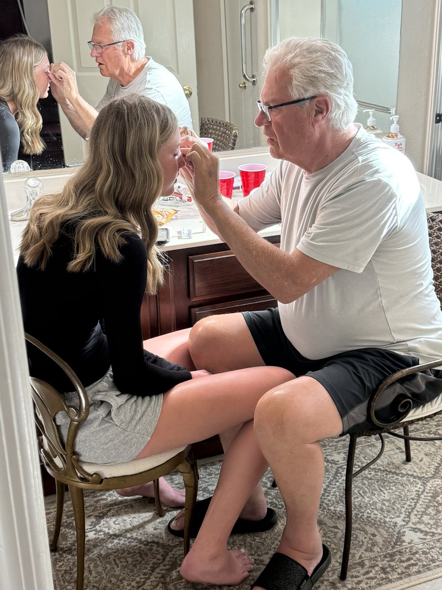 Angie Edinger tweet media