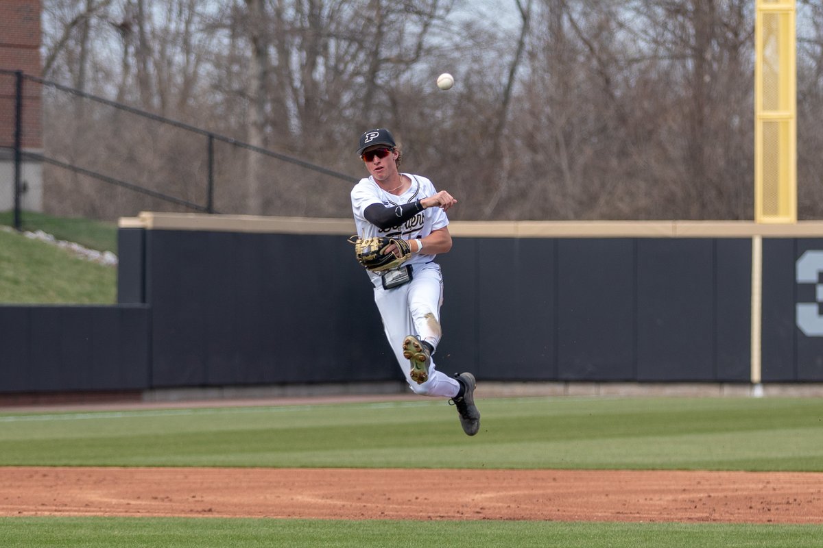 Top Row Pics tweet media