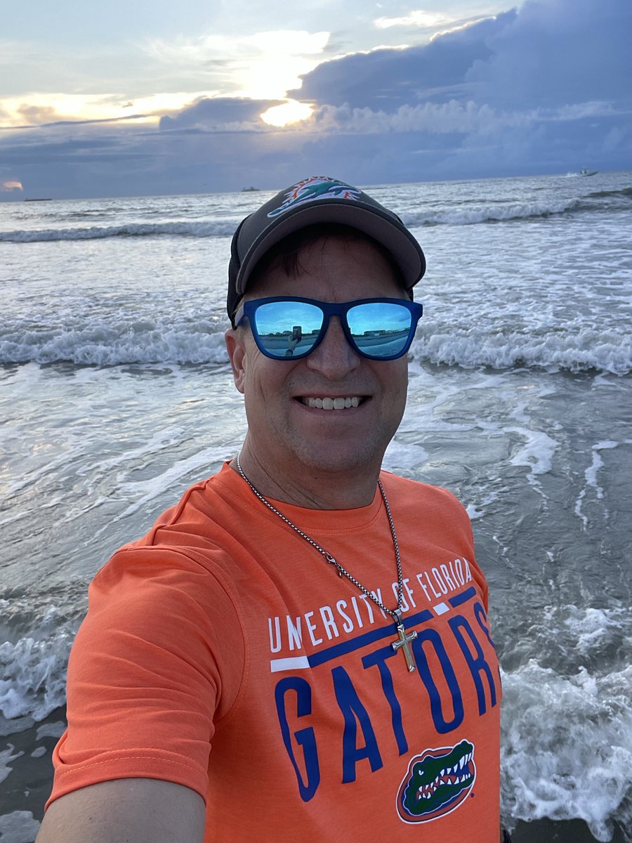 PalmsVictorious's tweet photo. #GoFloridaGators https://t.co/pNPNrIIQ8C
