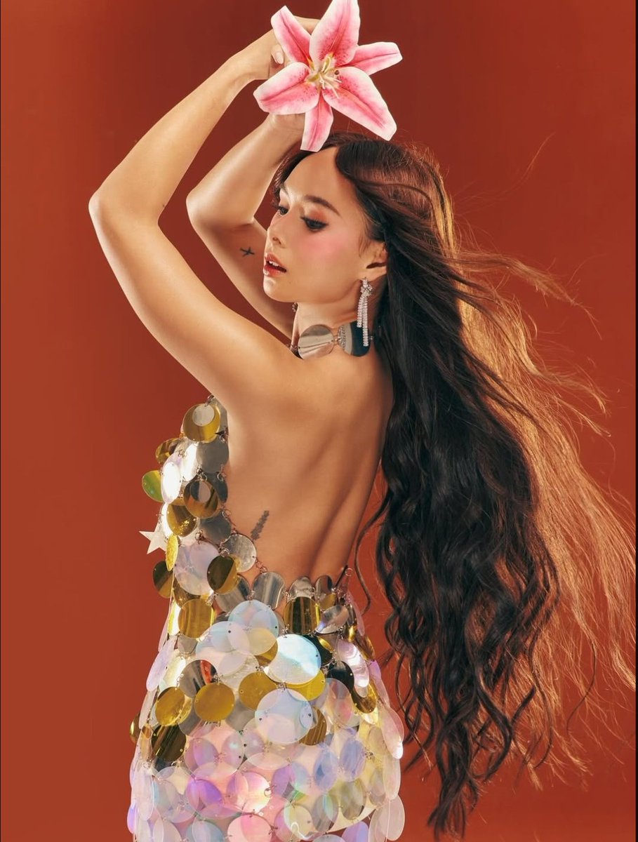 Idunnowhattosay 😍

Marimar ka dyarn? So pretty and attractive huhu 🌸

#KailaEstrada