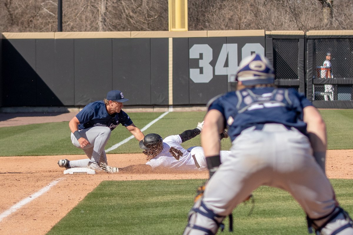 Top Row Pics tweet media