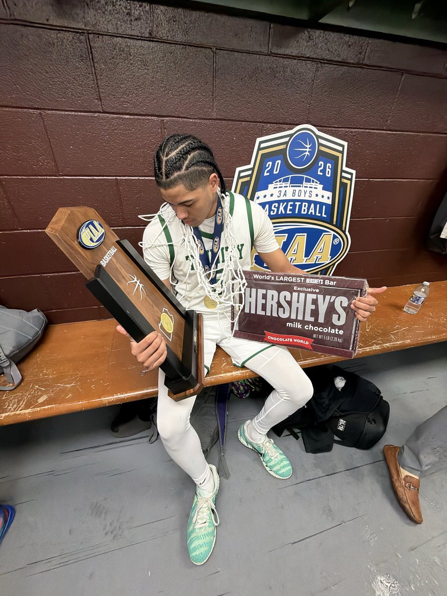 Nicholas Smith tweet media