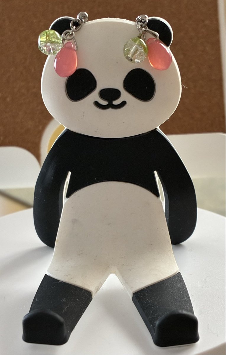 ねんこ tweet media