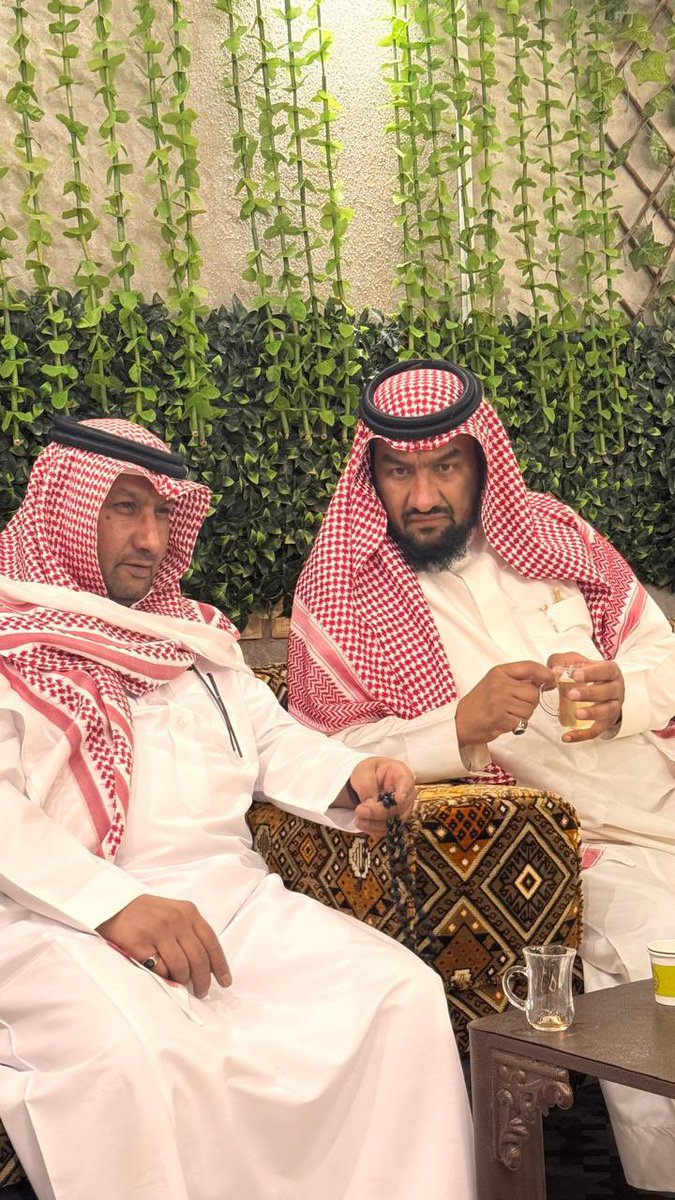 fahad_aldous's tweet photo. اجتماع عيد الفطر السعيد لعائلة آل دوس بحضور الاعمام : الشيخ سعد والشيخ فهد و عبدالمحسن بن عبدالرحمن بن دوس  
إضافة الى  الخال الشيخ محمد بن عبدالرحمن بن موينع وأبناؤهم وأحفادهم وأنسابهم في ضيافة الأخ العزيز مساعد محمد  بن دوس وذلك  مساء اليوم في استراحته الخاصة بمحافظة ضرما 🌹
 #عيد_الفطر_١٤٤٧ه  #عيد_الفطر_المبارك 
#عيدكم_مبارك #عيد_الدوس  #ذكريات_حي_المعيقليه #الرياض #ضرما