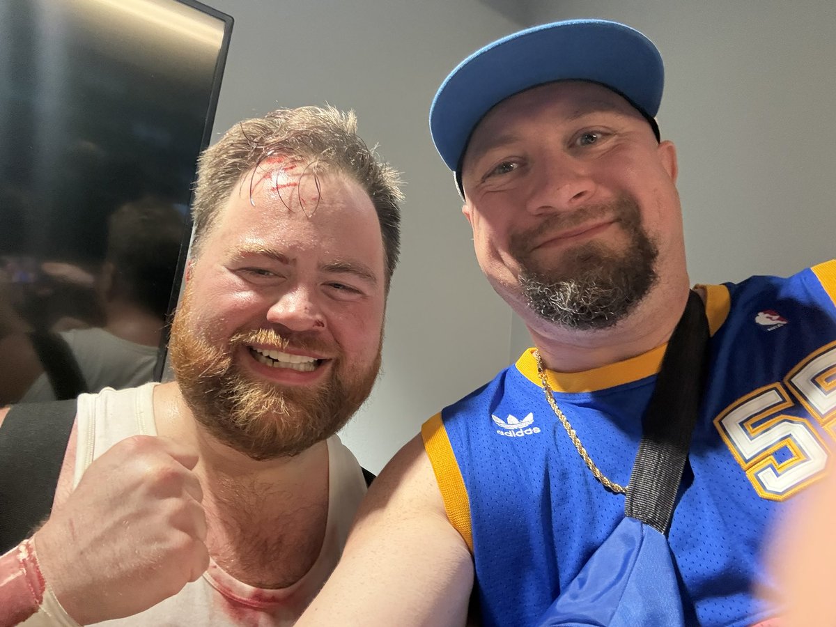 BostonNooga tweet media