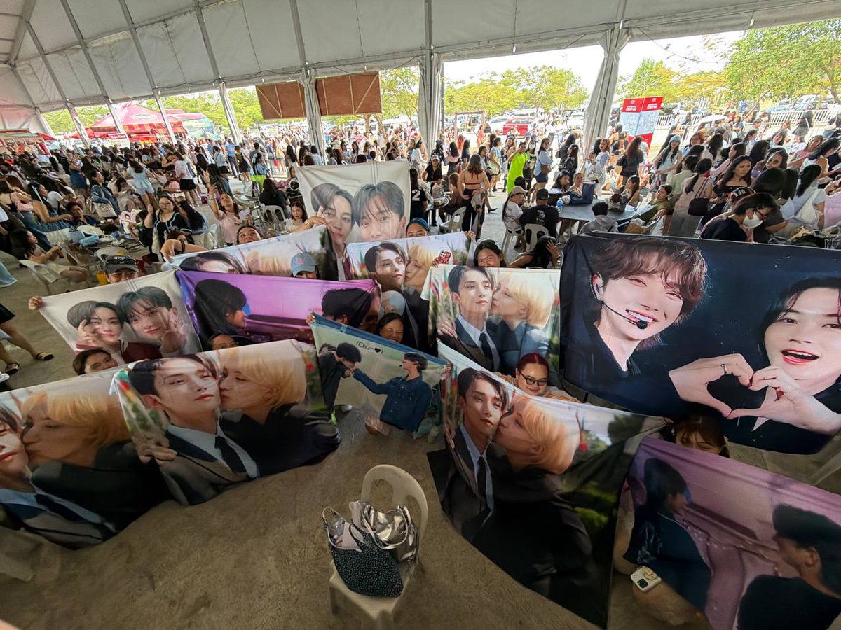 julie ☽̶☾ tweet media