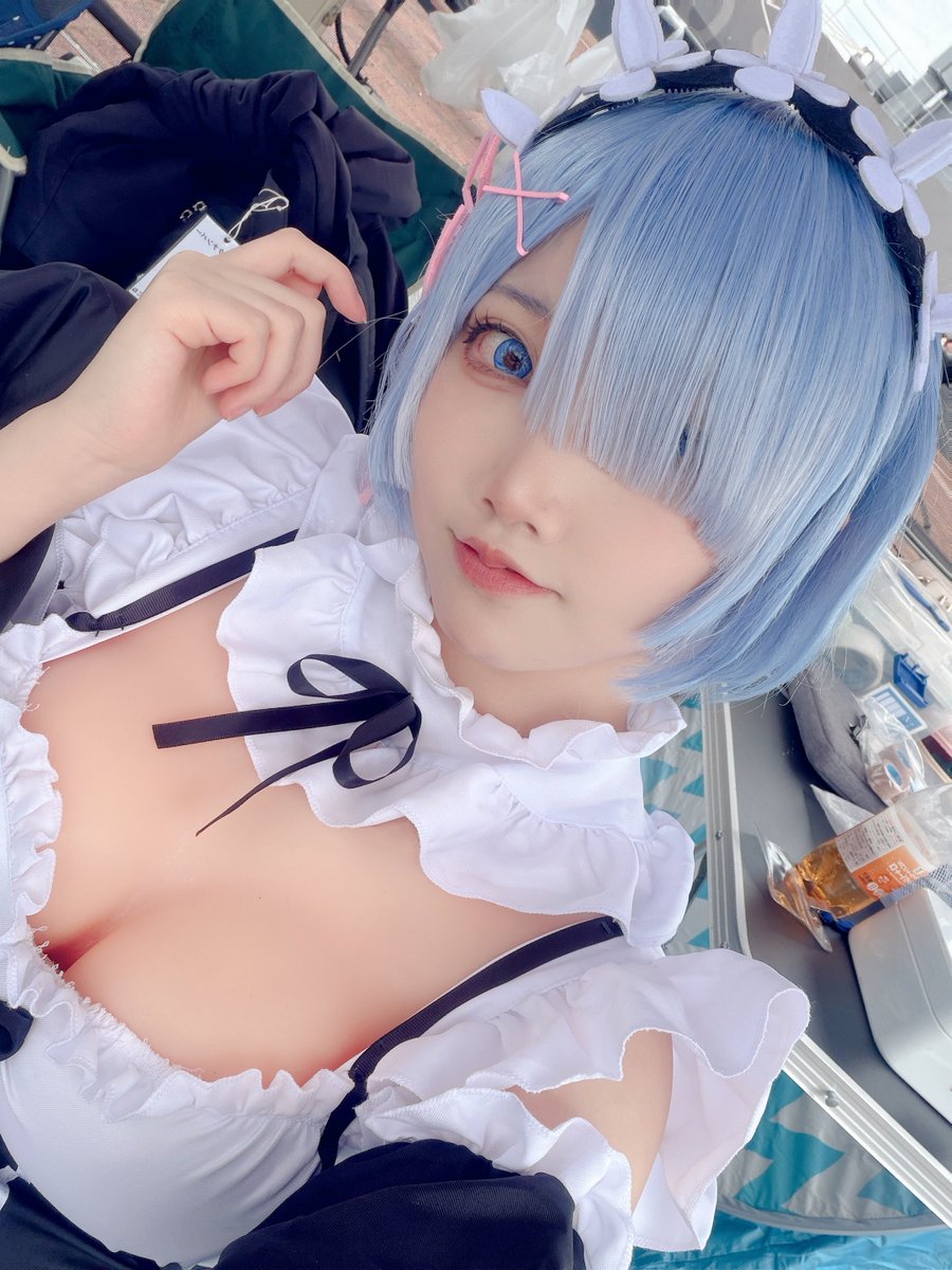 usamisa_cos's tweet photo. レムで受付にいる〜♡

 #推しこねくしょん
 #IW2026で会いましょう https://t.co/7MHf23XFQj