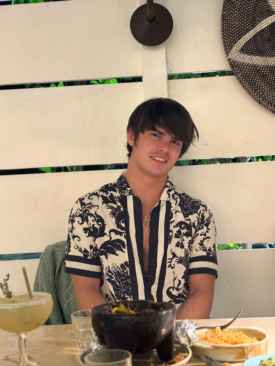 Seth Peterson tweet media