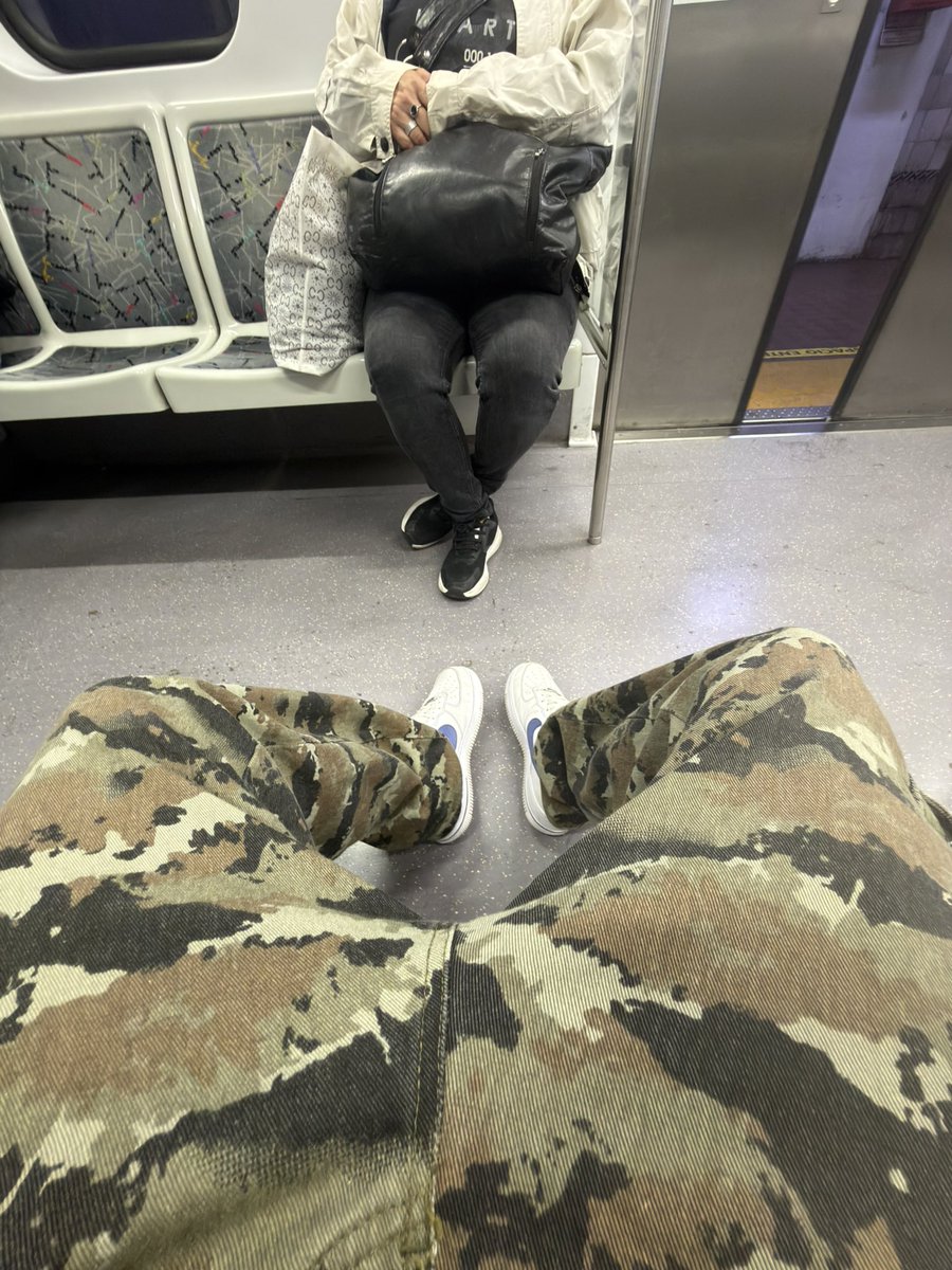 danteeeds tweet media