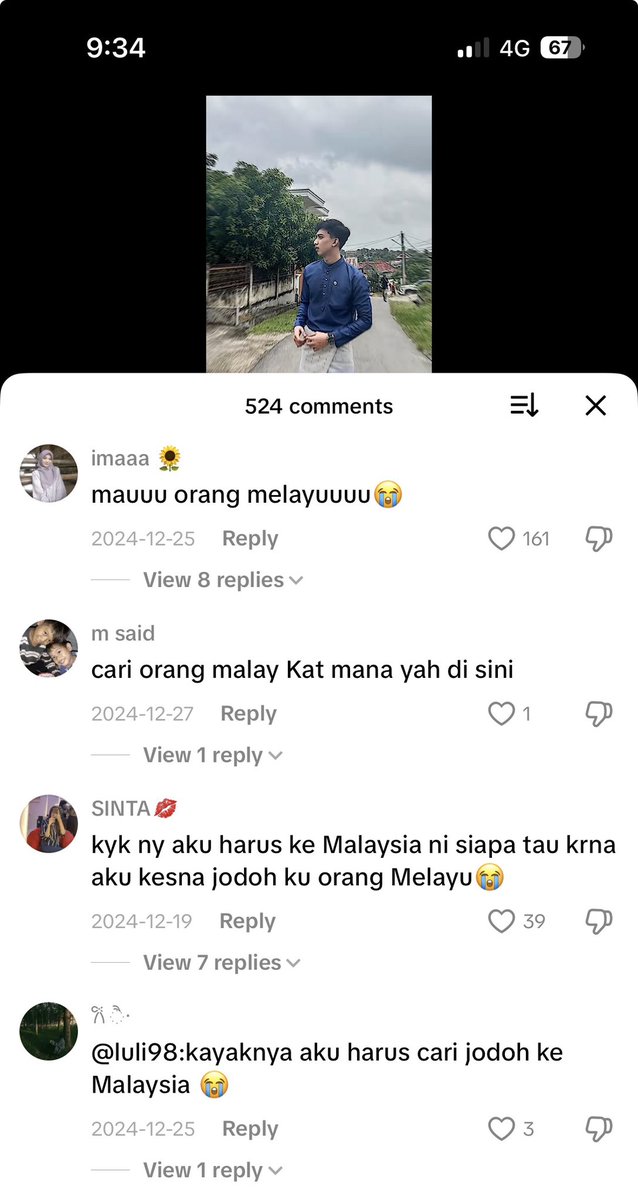 7Jincult's tweet photo. @anywaysthere @dauspozi @cena913214 others pict indo women menggatal 😔 https://t.co/N6OuUmNjvY