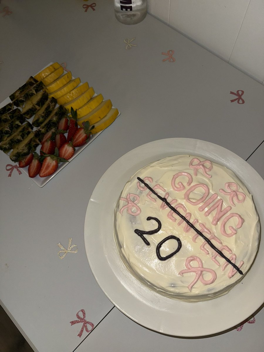 Maya ⪩⪨︎ IS SEEING BTS tweet media